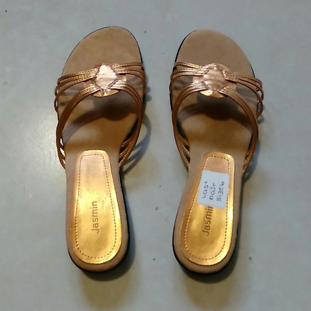 NWOT but in original box Jasmin Shoes